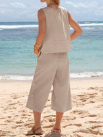 Women'S Round-Neck Striped Sleeveless Top And Capri Pants Two-Piece Set