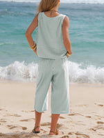 Women'S Round-Neck Striped Sleeveless Top And Capri Pants Two-Piece Set