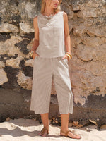 Women'S Round-Neck Striped Sleeveless Top And Capri Pants Two-Piece Set