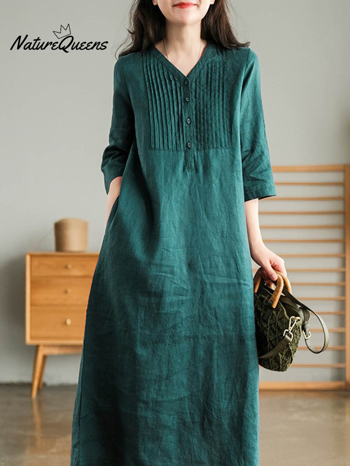 Women's Solid Color Loose Stylish Casual V-neck Long Dress
