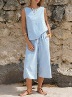 Women'S Round-Neck Striped Sleeveless Top And Capri Pants Two-Piece Set