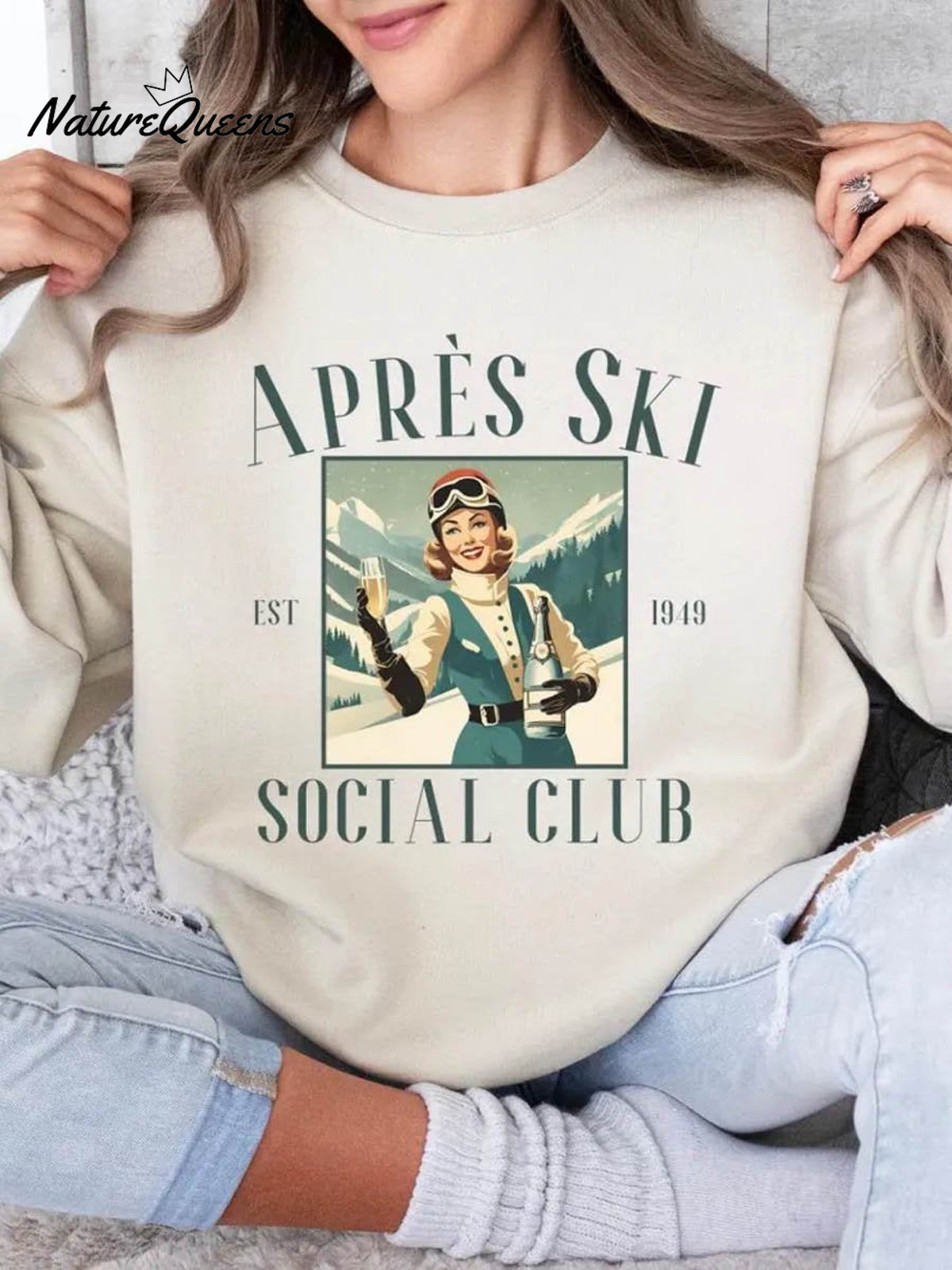 Women's Apres Ski Social Club Art Print Casual Sweatshirt