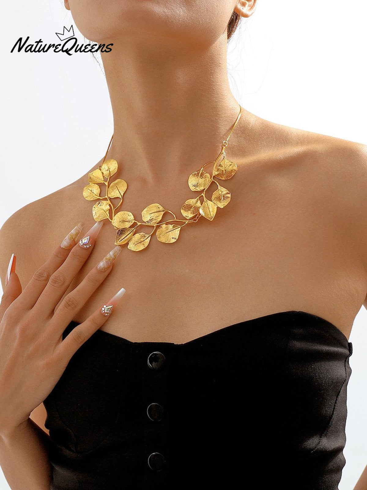 Retro Leaves Necklace