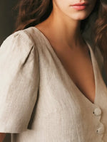 Women's V-neckline Closed With Scalloped Details Shirt