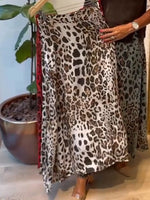 Cozy Linen And Cotton Leopard Print Skirt.