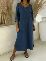 Women's New Spring Collection V-neck Long-sleeved Casual Loose Denim Dress With Side Slits.