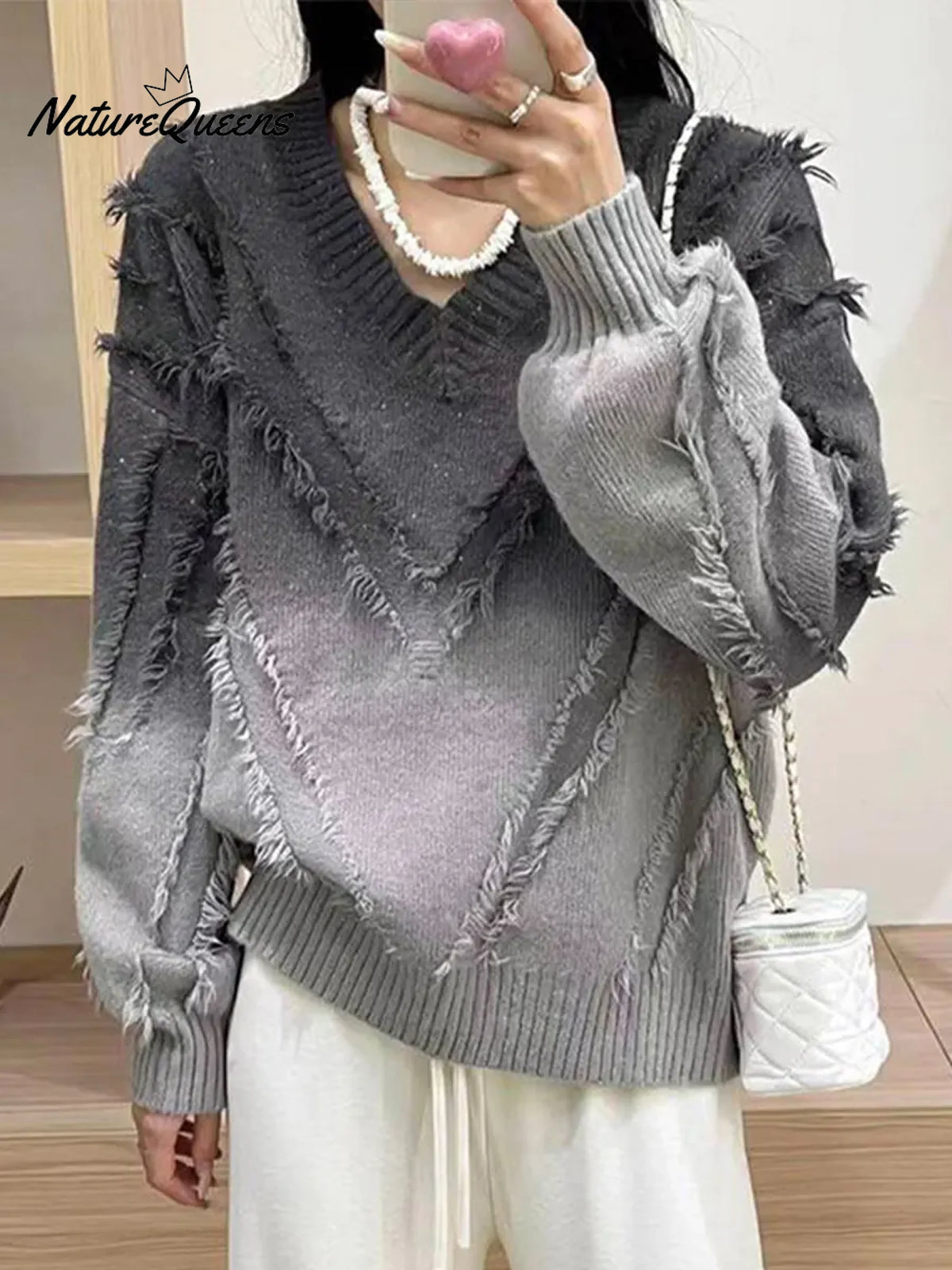Women's Fashion Gradient V-neck Tassel Sweater
