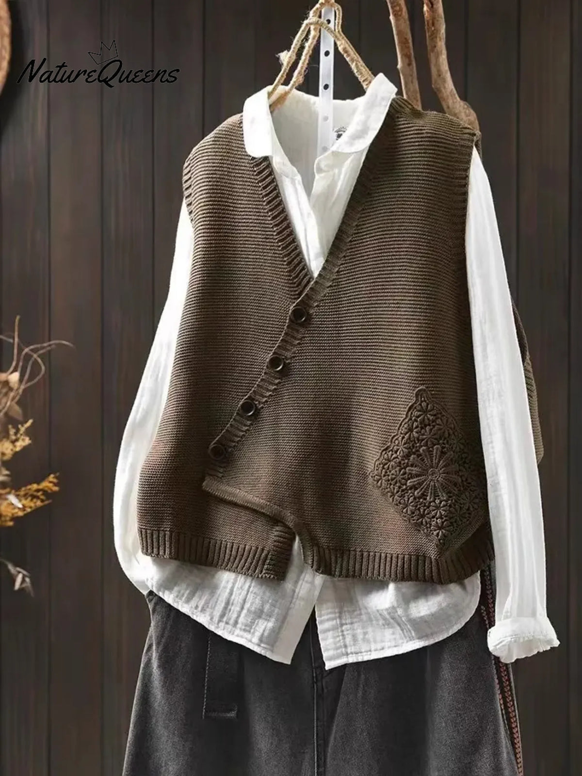 Women's Solid Color V-neck Sleeveless Loose-fitting Knitted Cardigan Vest