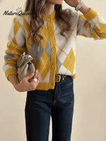Women's Classic Diamond Pattern Cardigan