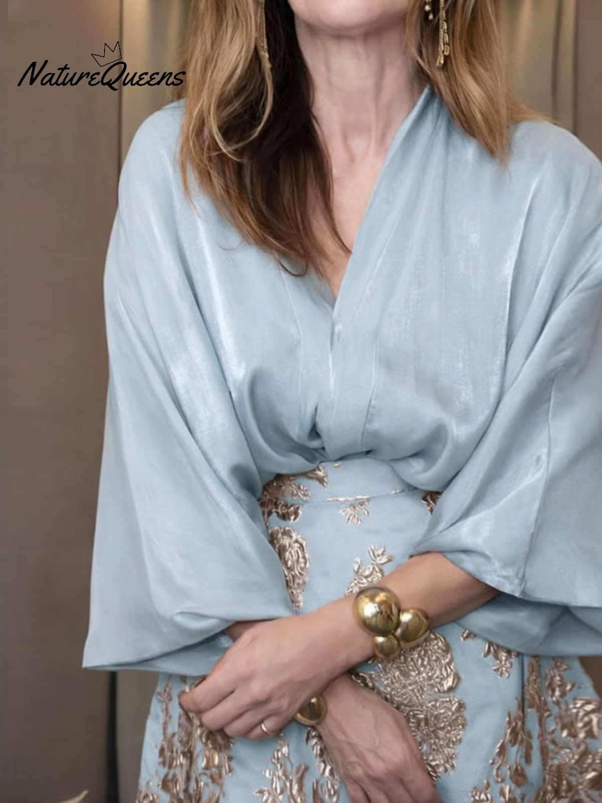 Women's Solid Color V-neck Three-quarter Sleeve Loose Casual Top