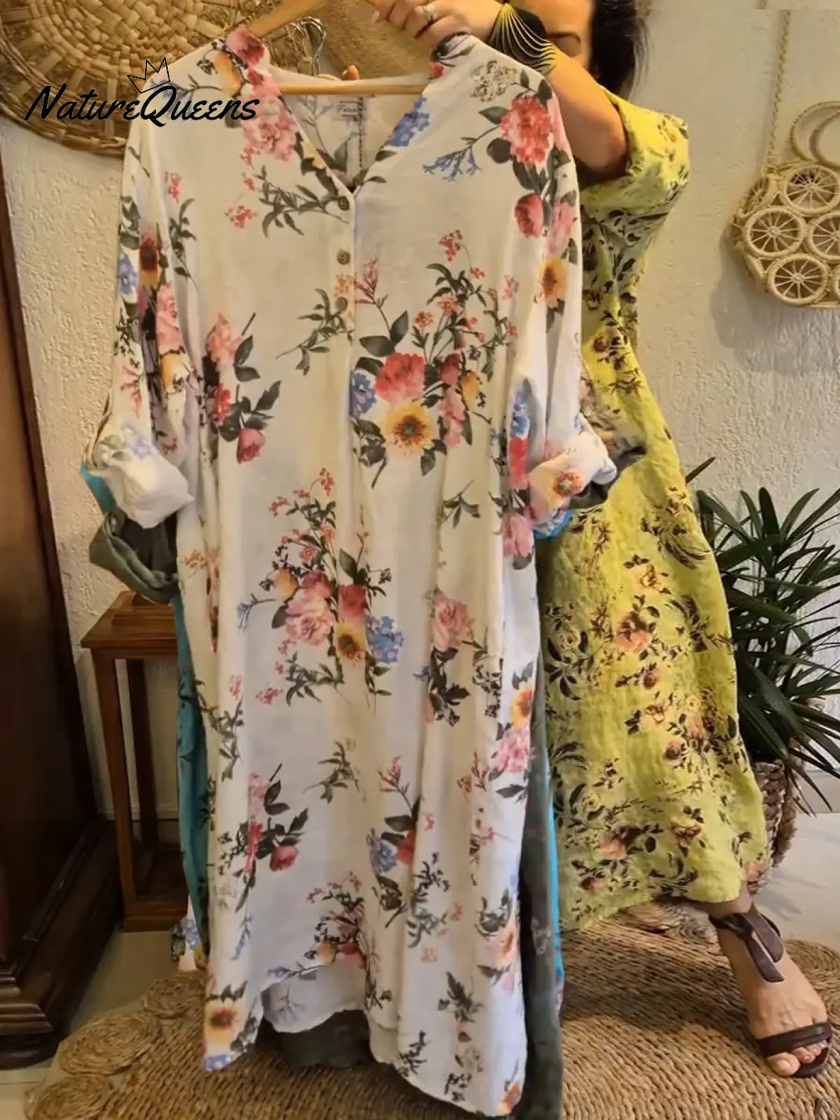 Women's V-neck Long-sleeved Casual Loose Floral Linen Dress