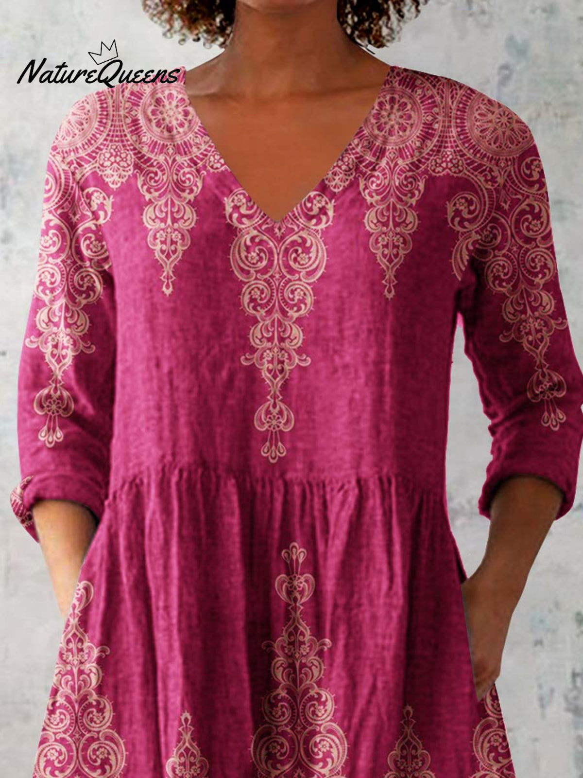 Women's Pellis Pattern Cotton and Linen V-neck Top