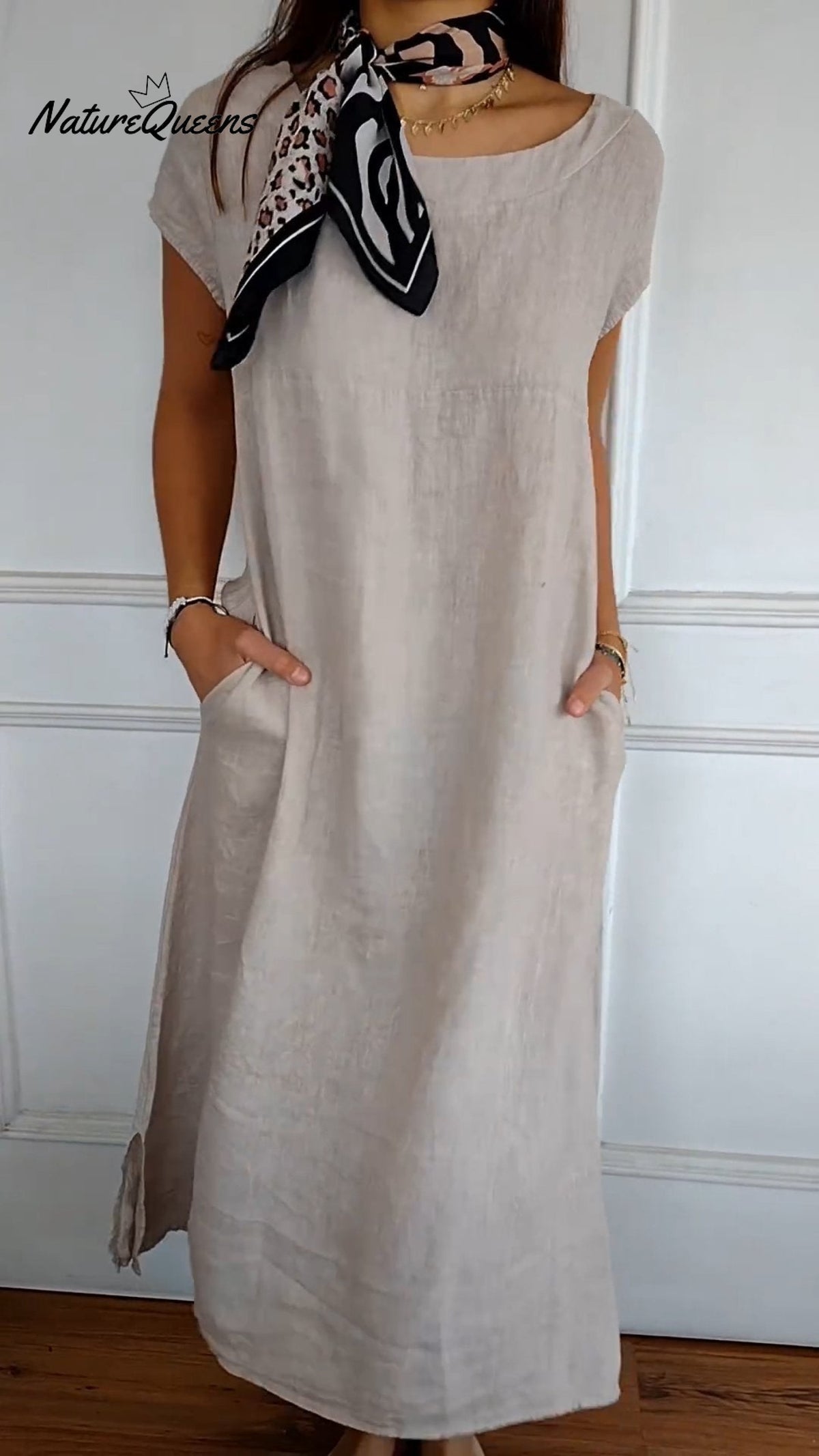 Round Neck Short Sleeve Pocket Dress