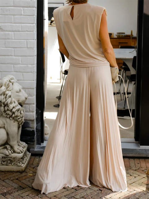 Women's Soft Top and Pleated Wide-leg Pants Suit