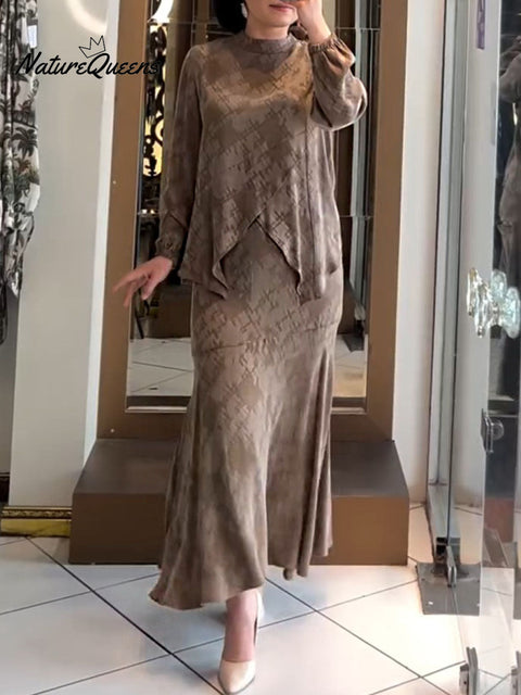 Women's Abstract Geometric Print Round Neck Long-Sleeved Casual Loose-Fit Stretch Top with High-Rise Elastic Waist Skirt Set