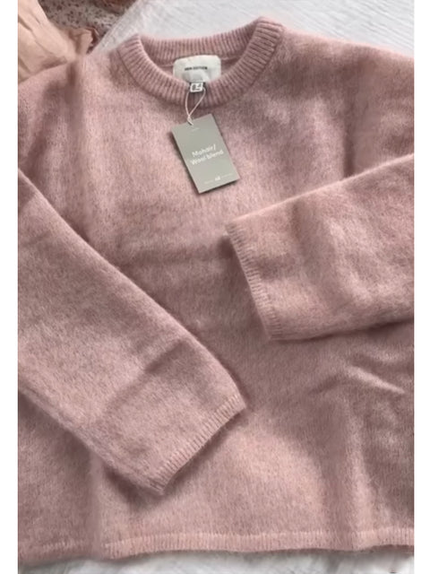 Women's Wool and Mohair Crew Neck Pullover Sweater