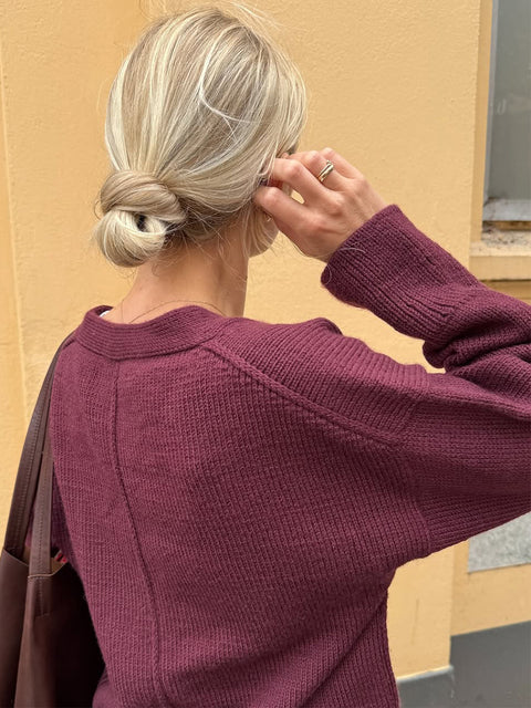 Women's Wool V-neck Long-sleeved Knitted Cardigan