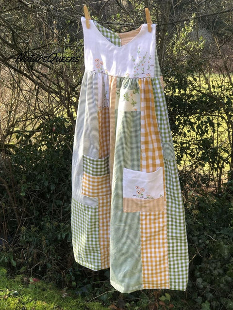 Women's Retro Plaid Pattern Floral Patch Art Sleeveless Linen Dress