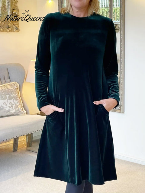 Women's Elegant Round Neck Pocket Velvet Midi Dress
