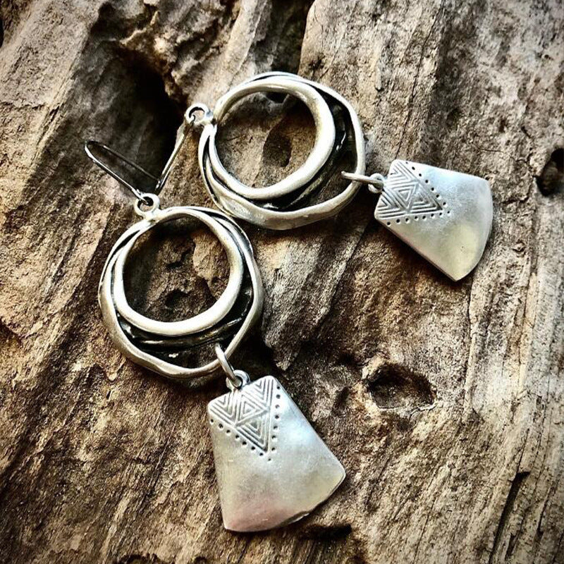 Bohemia vintage metal hollow earrings
