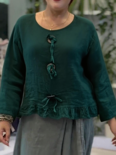 Button-decorated Ruffled Cotton and Linen Top