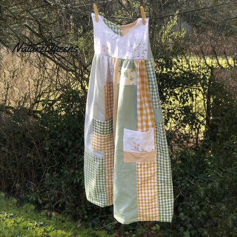 Women's Retro Plaid Pattern Floral Patch Art Sleeveless Linen Dress