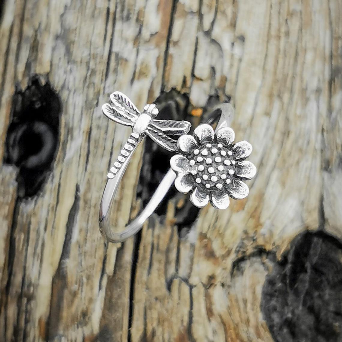 Retro Sunflower Little Dragonfly Opening Ring