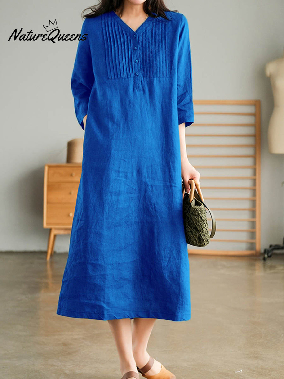 Women's Solid Color Loose Stylish Casual V-neck Long Dress