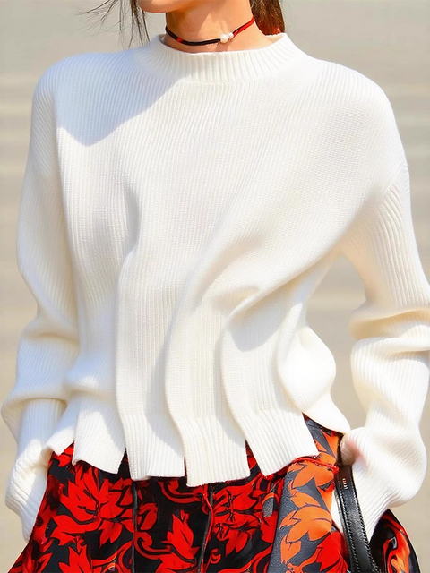Wide Pleated Fringe Crew Neck Sweater