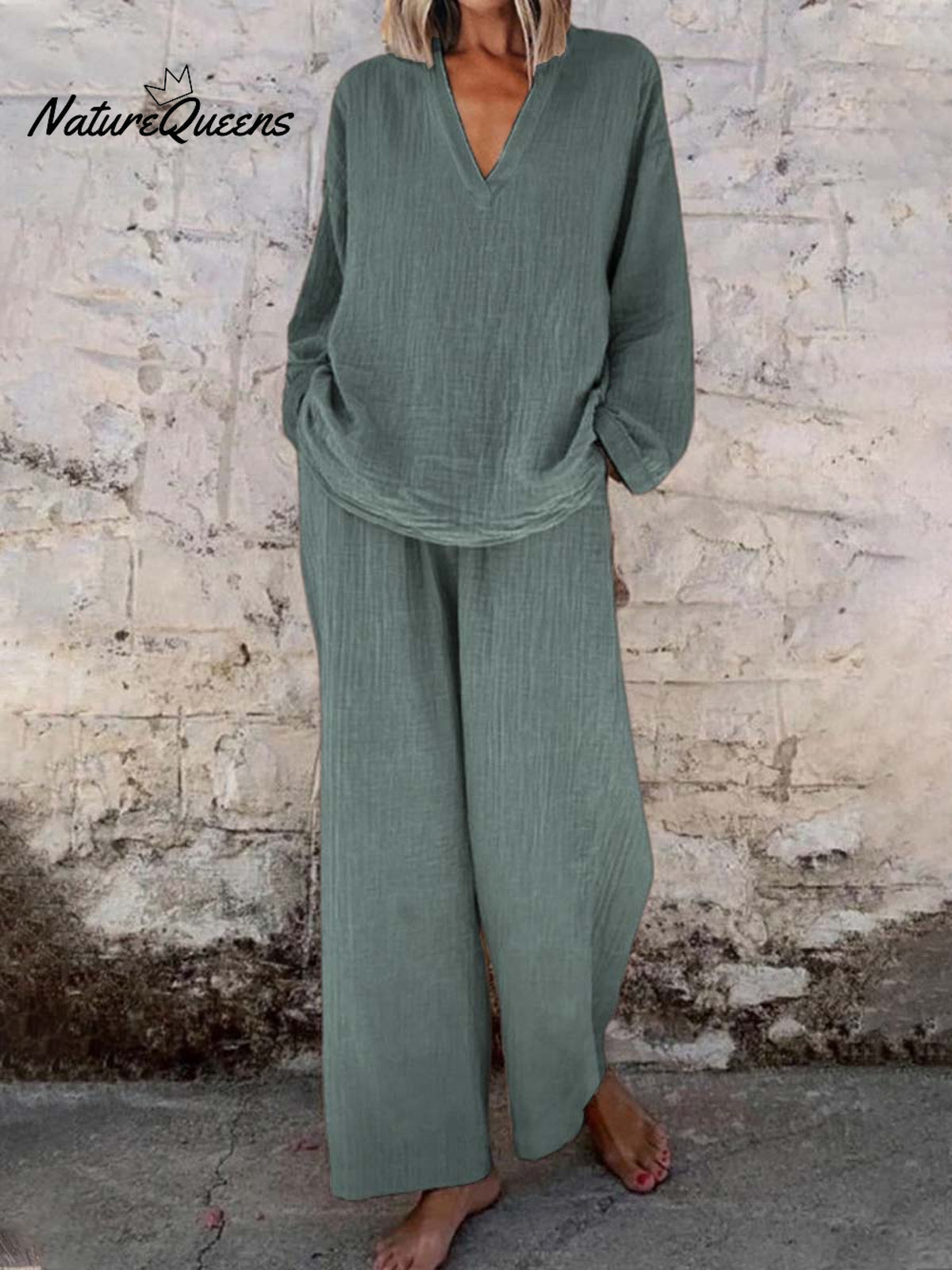 Women's Solid Color Casual Loose Stylish V-neck Long-sleeved Top Pocket Pants Two Piece Suit