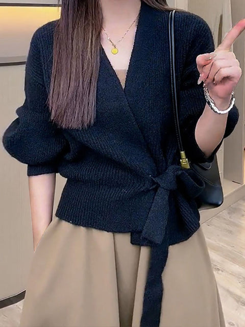 Women's Solid Color V-Neck Long Sleeve Casual Lace-Up Loose Sweater