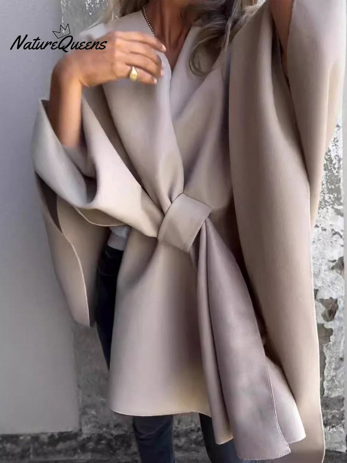 Women's Solid Color Three-Quarter Sleeve Versatile Warm Cape Shawl Coat