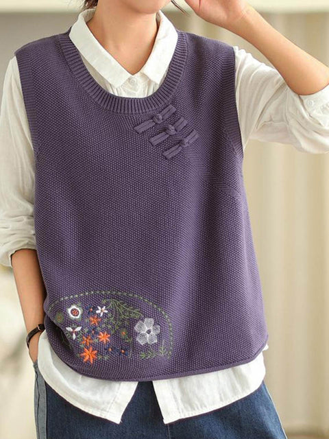 Women's Round Neck Sleeveless Positioning Embroidery Button-Decorated Vest Sweater