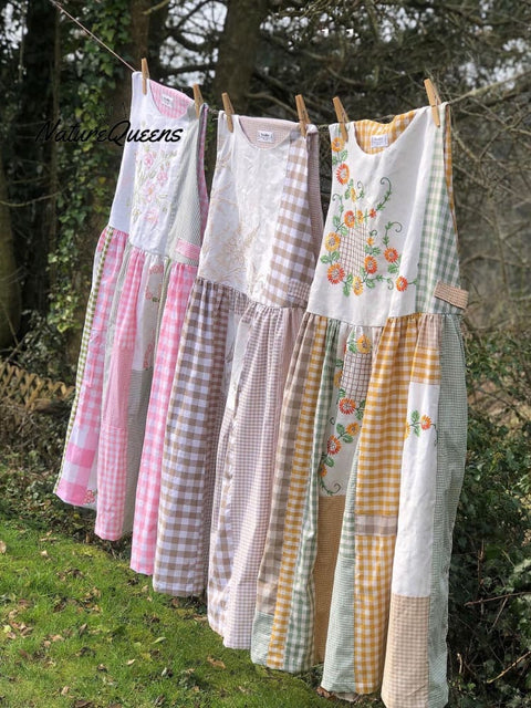 Women's Retro Plaid Pattern Floral Patch Sleeveless Linen Dress