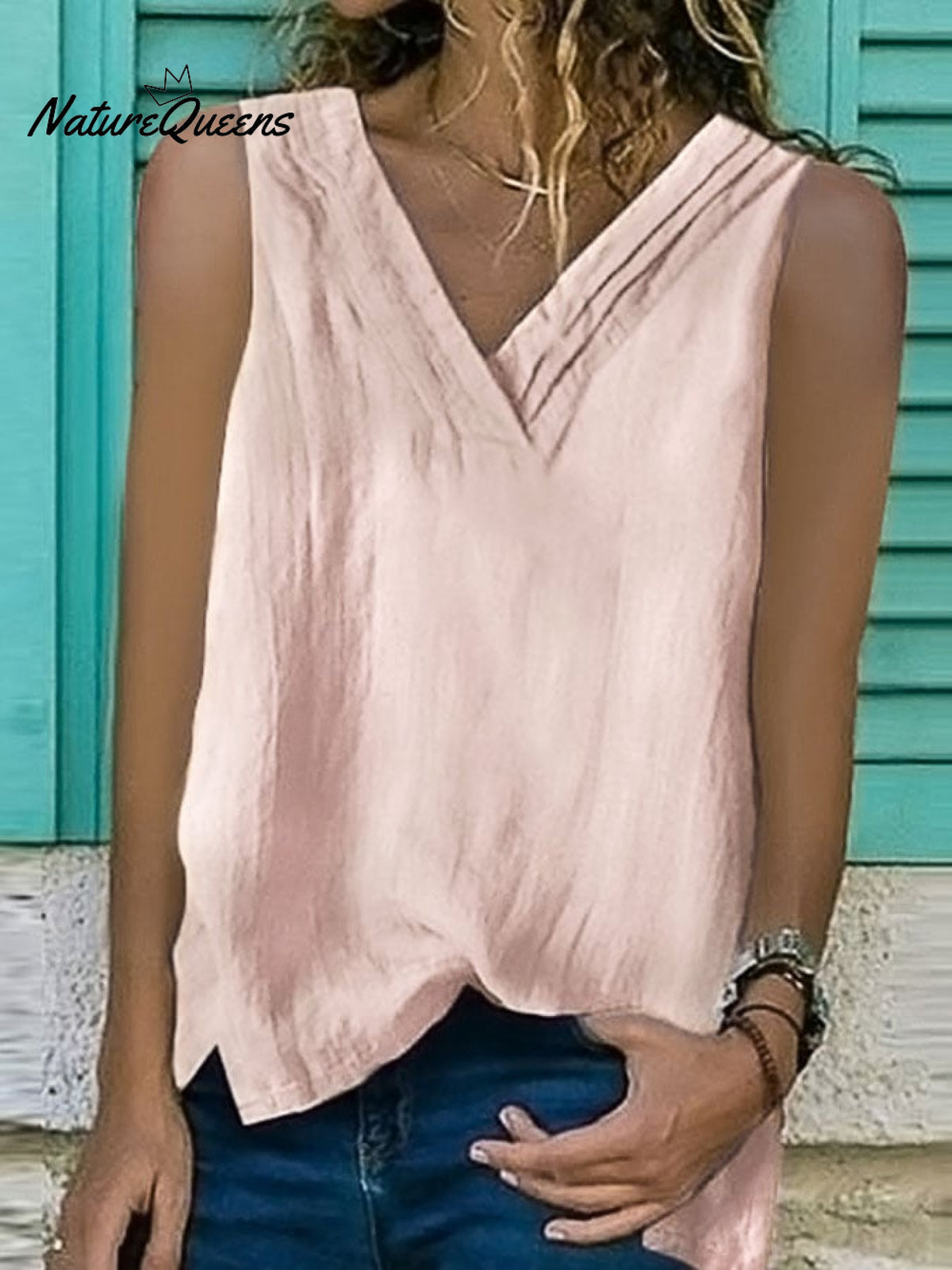 Women’s V - Neck Hem Split Sleeveless Shirt Light Pink / S