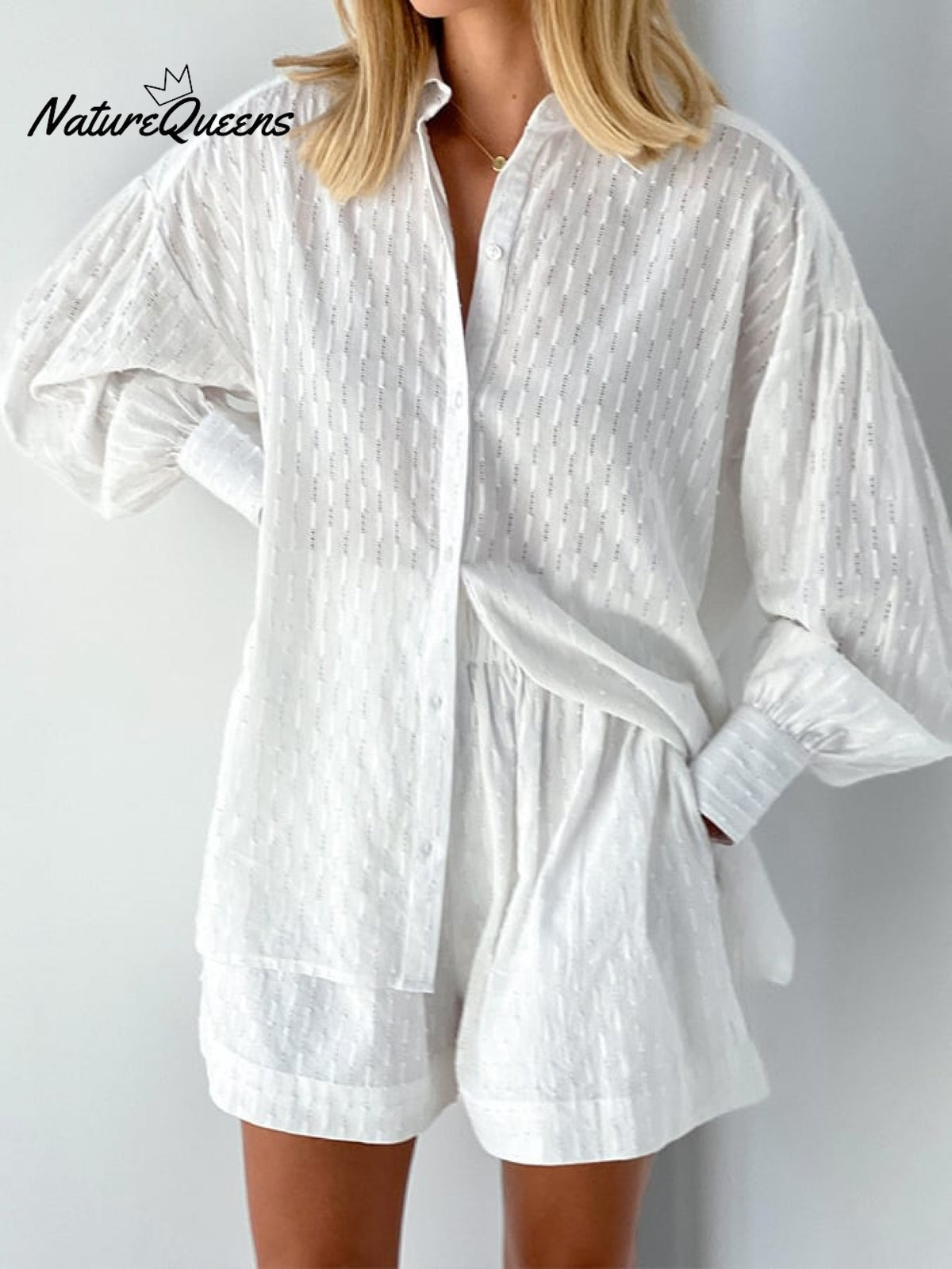 Women's European And American Shirts With Flowers Bubble Sleeve Temperament, Shorts, Shorts, Commute Design Sense