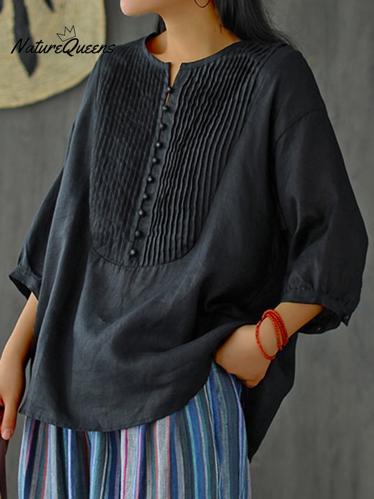 Women’s Pleated Round Neck Casual Cotton And Linen Shirt Black / M