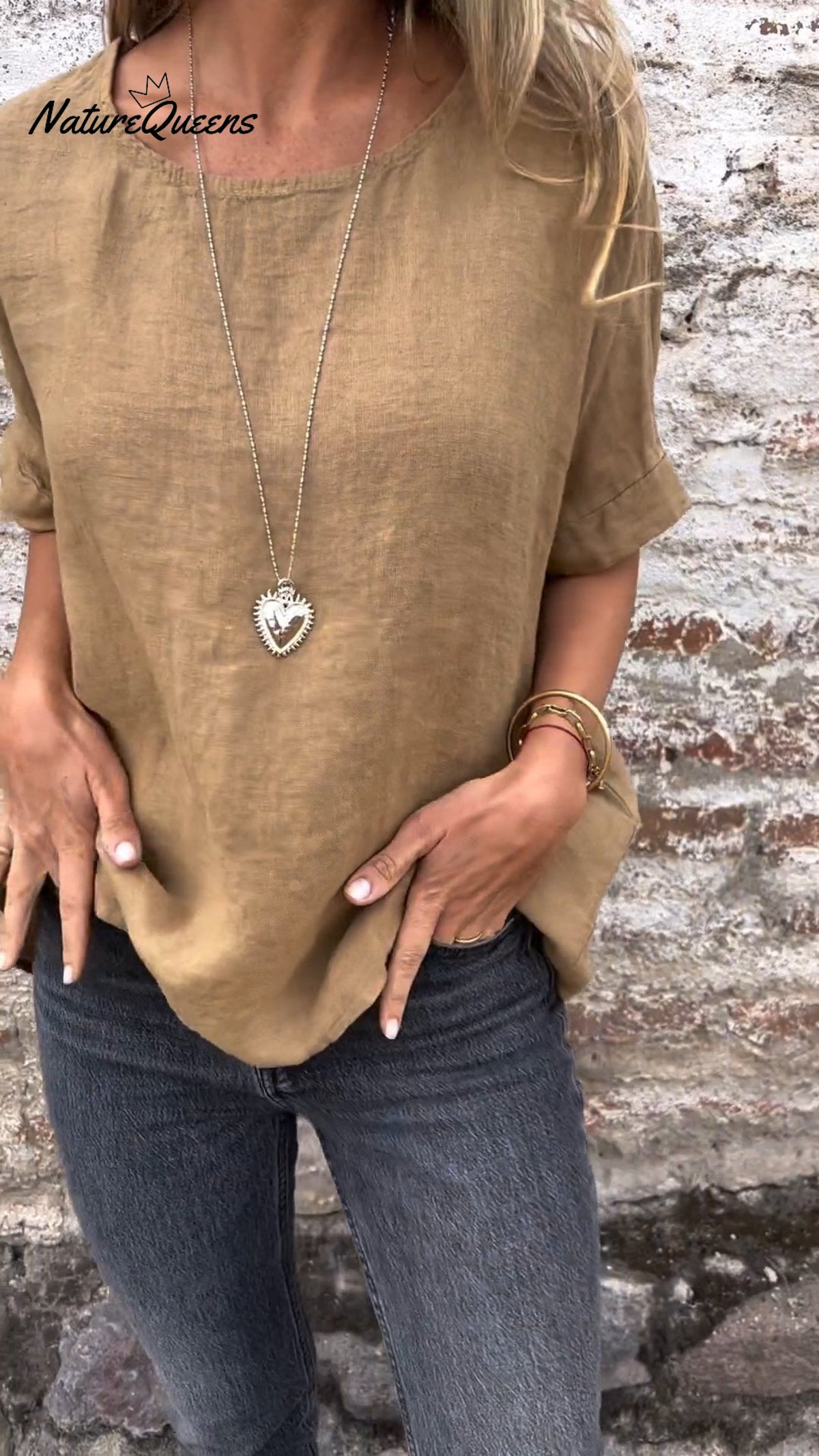 Round Neck Cotton And Linen T-Shirt