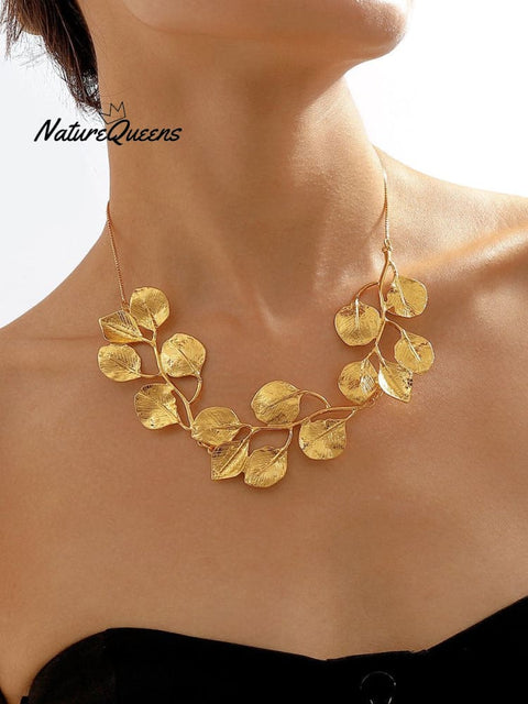 Retro Leaves Necklace