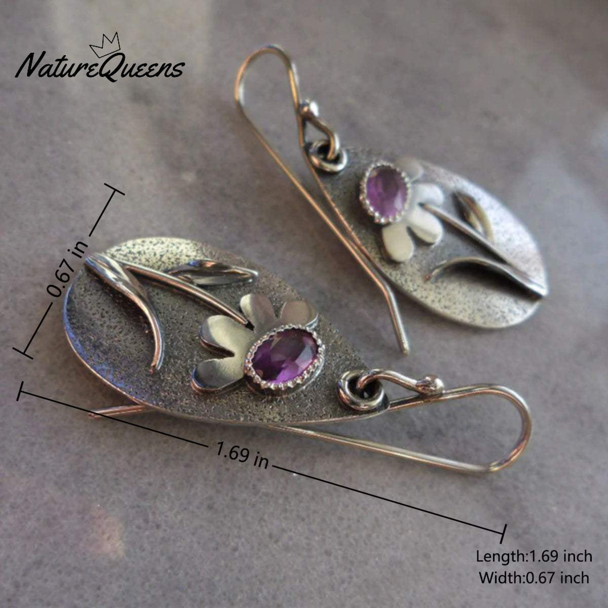 Three - Dimensional Floral Retro Earrings