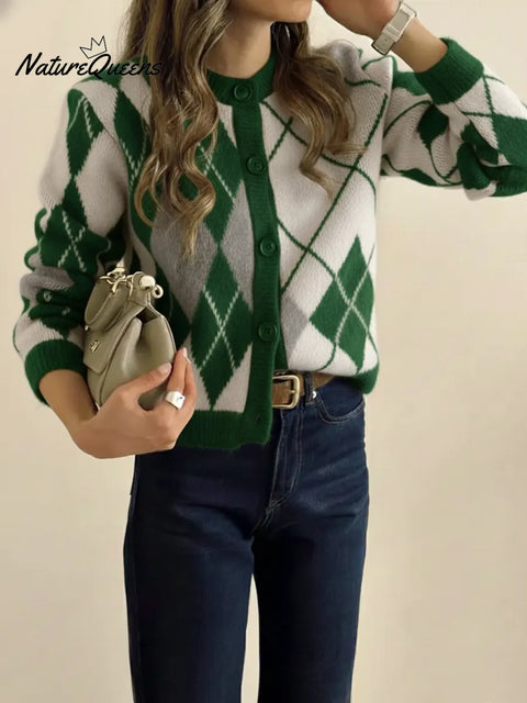 Women's Classic Diamond Pattern Cardigan