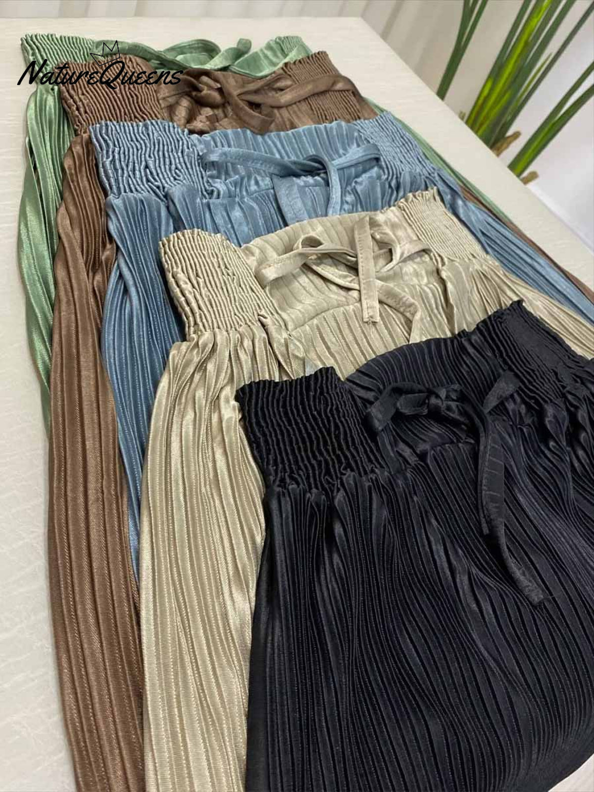 Women's Solid Color High-waisted Drawstring Casual Loose Wide-leg Pants