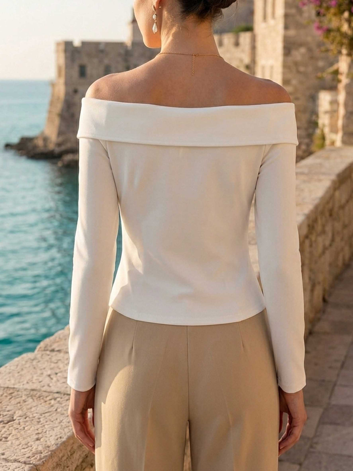 Women's Elegant Off-Shoulder Long-Sleeve Shirt