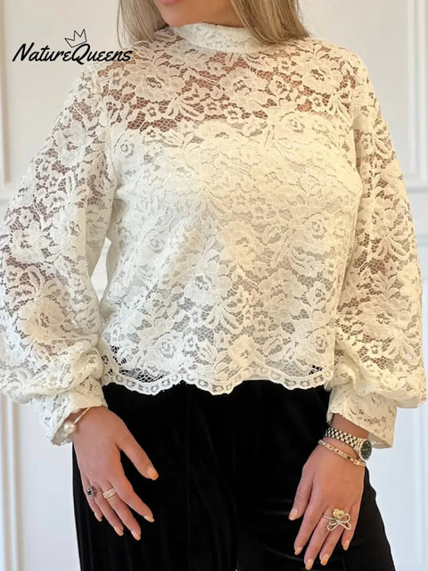 Women's Elegant Lace Long-sleeved Top