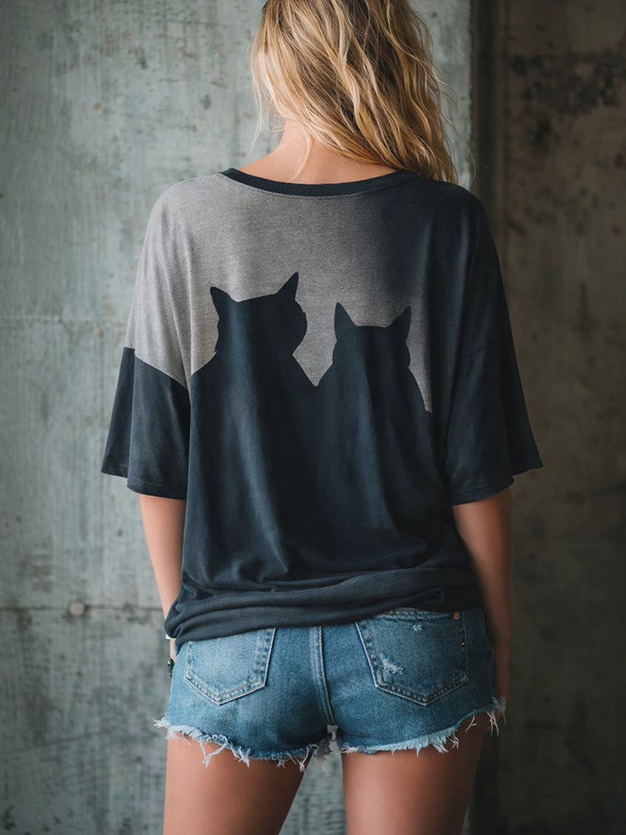 Loose And Cozy Cotton T-shirt With Kitten Silhouette Print