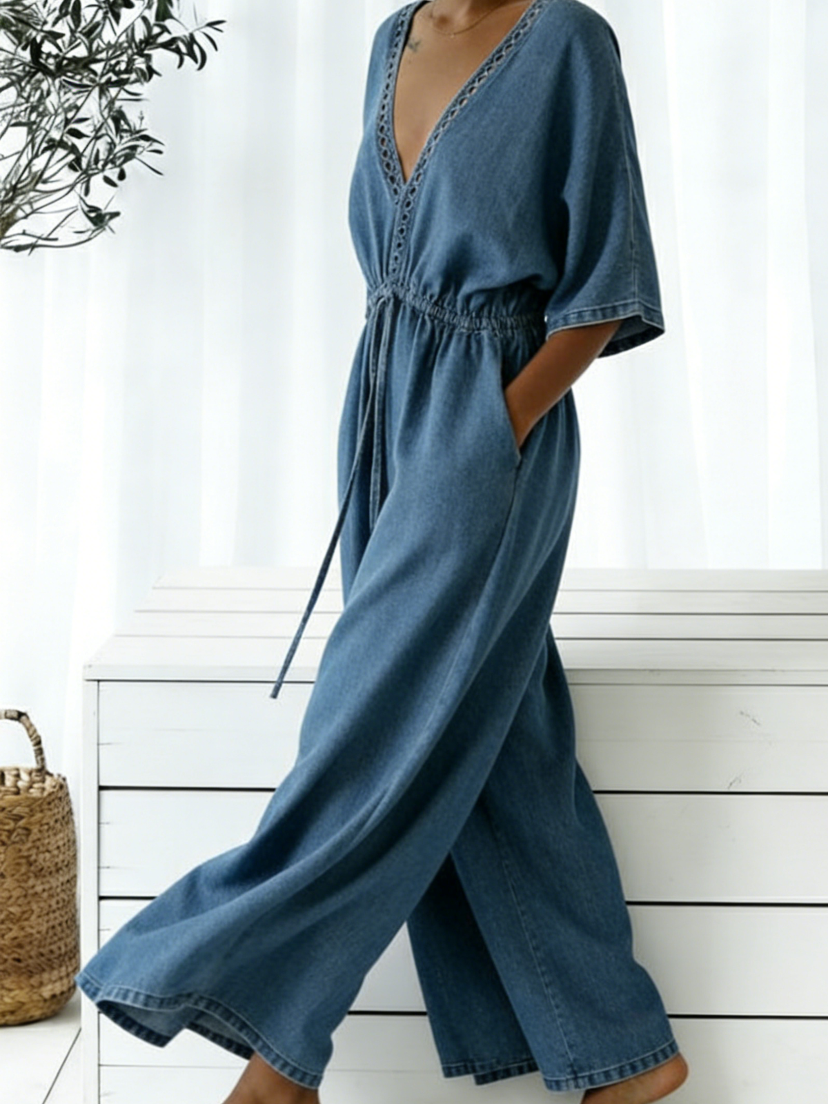 Casual V-neck Loose-fitting Drawstring Waist Denim Jumpsuit