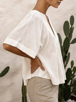 Women's Cotton And Linen V-neck Doll Blouse