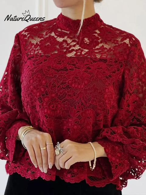 Women's Elegant Lace Long-sleeved Top