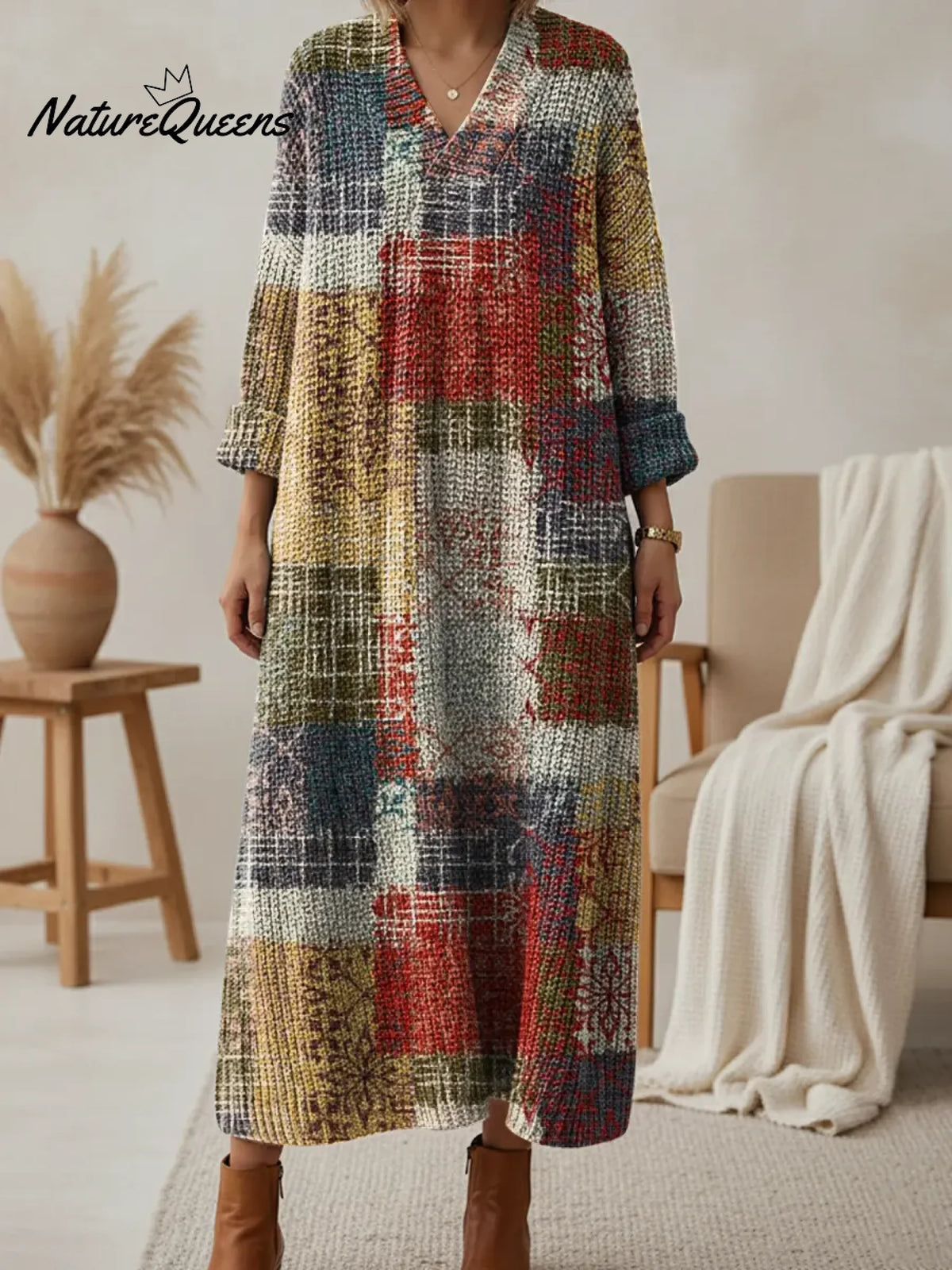 Women's Retro And Distressed V-neck Knit Dress