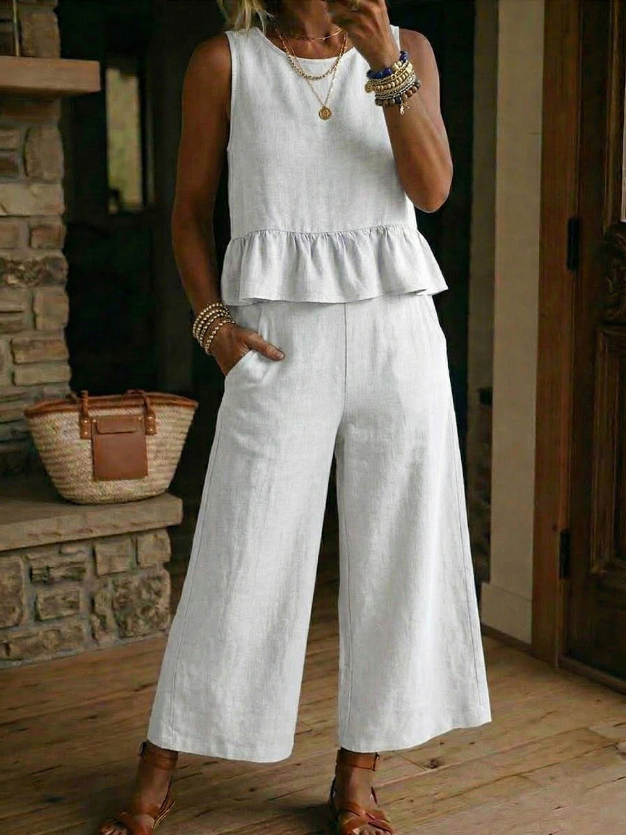 Women's Sleeveless Vest And Cropped Pants Set
